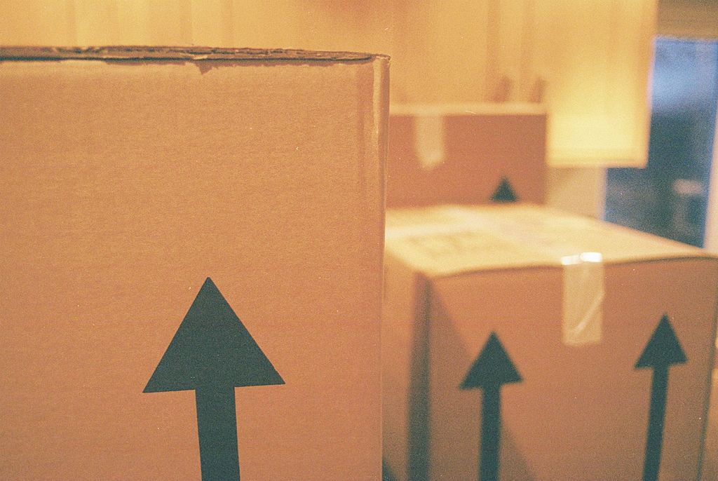 5 Essential Tips for Moving into a New Home